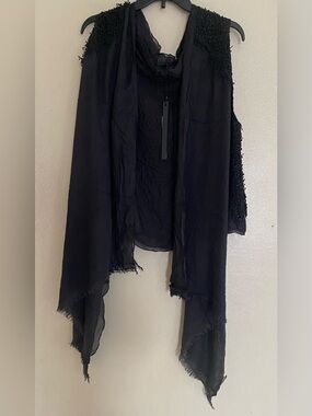 CLAUDIO CUTULI. Wm’s Black Lasered  Leather Vest/Poncho. CUTULICULT.